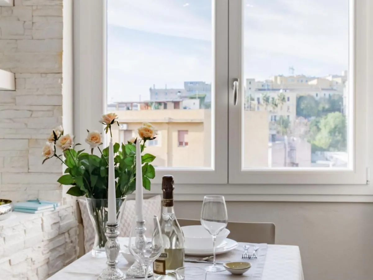 Apartmán Cagliari Magica Bellissimo Appartamento & Suite In Centro
