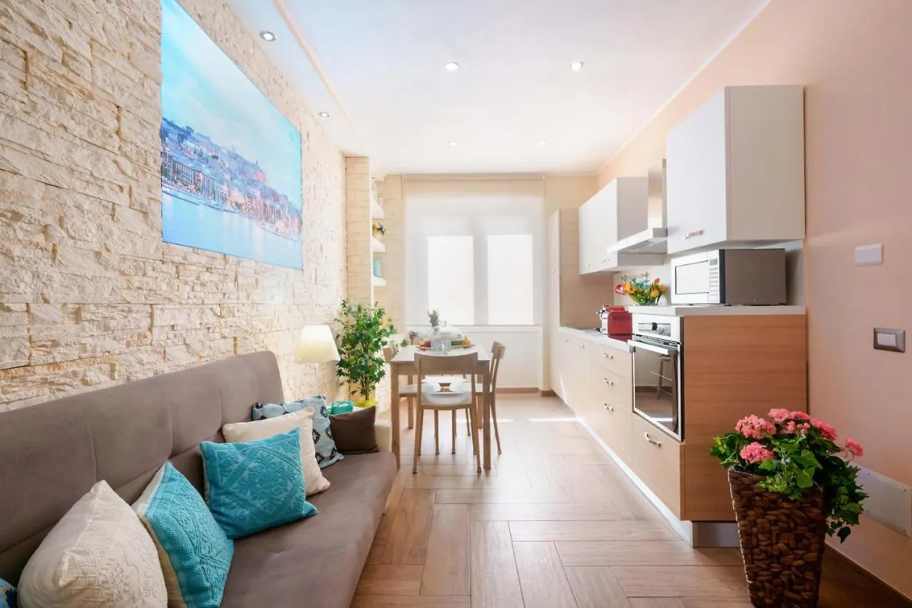 Cagliari Magica Bellissimo Appartamento & Suite In Centro