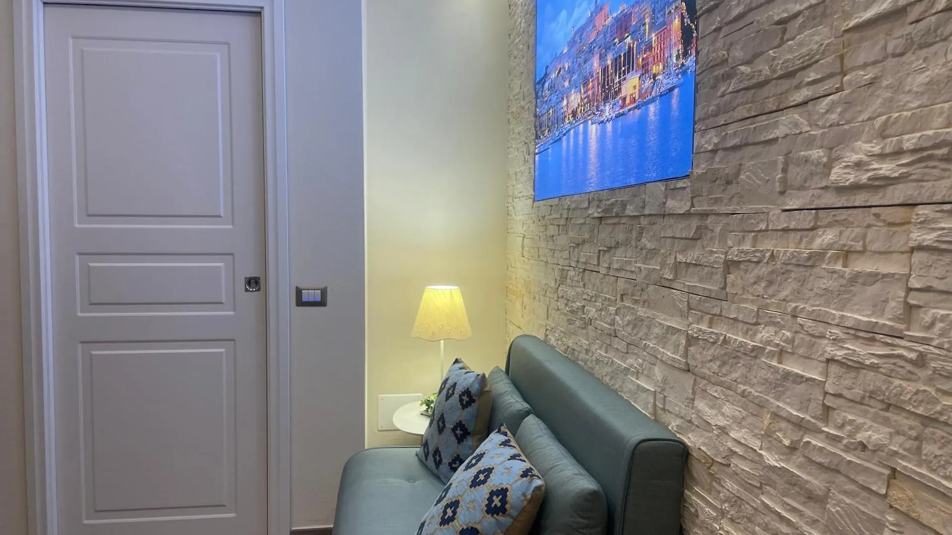 Cagliari Magica Bellissimo Appartamento & Suite In Centro