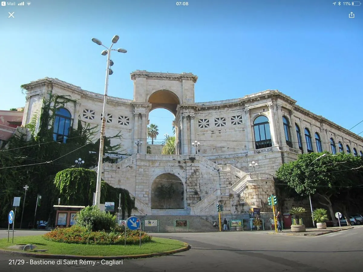 Cagliari Magica bellissimo appartamento panoramico in centro Italia